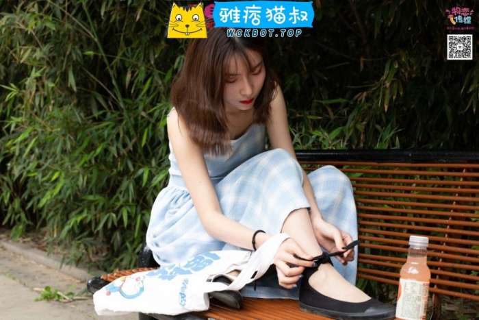 【物恋传媒】 No.016 猫耳 初登场，清纯至上 [300P|1V]