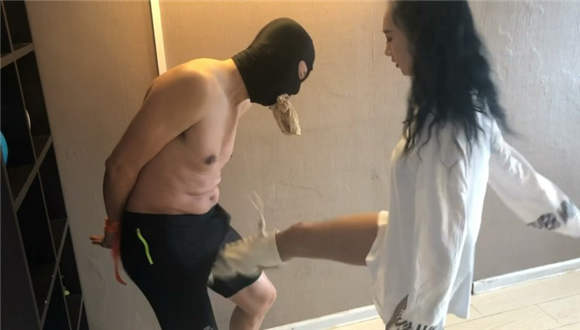 〖碎蛋娇娃〗冷魅の舞蹈女孩