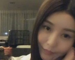 VIVI-犯贱小刚马桶
