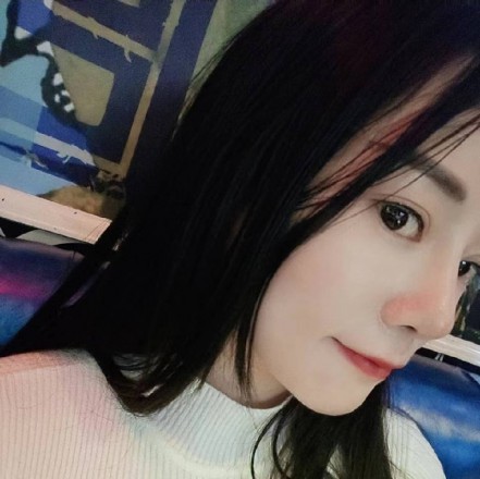 【黑丝诱惑】 足浴店技师素女的第一次调教