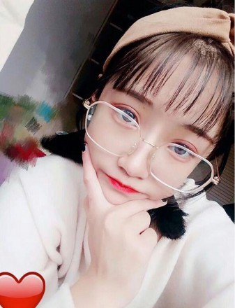 【菲主】棉白过膝袜蹦跳踩踏贱狗！