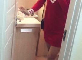贱奴给仟梦s舔脚按摩
