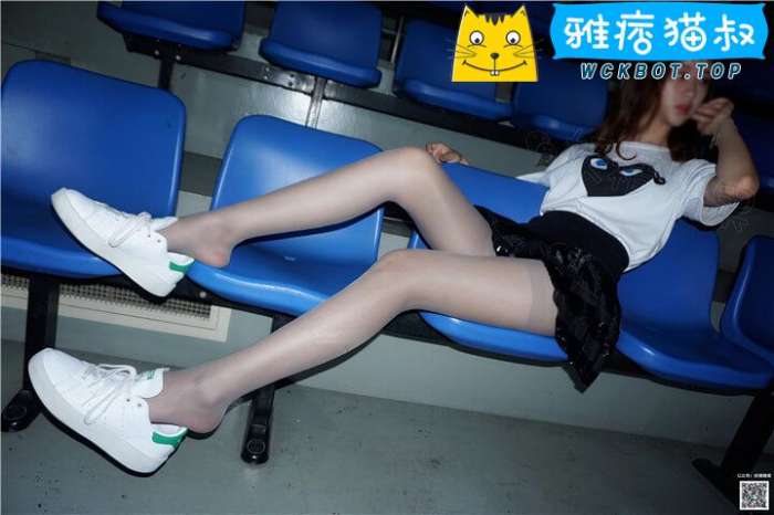 【妖精视觉】NO.144 粥粥 闺蜜的丝袜嬉戏[74P]