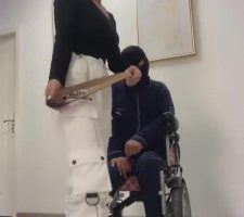 【巴莉女王】媳妇羞辱受伤公公 bf10890