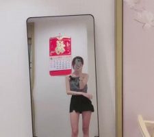 【希希子】情侣奴来姐姐脚下舔鞋 bf11315