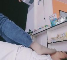 【小贱mt】素人全体重踩踏专场 bf12025