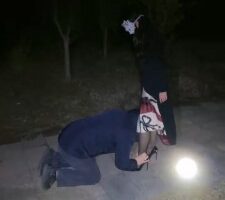 【妆主大人】户外路遇bt跟踪狂 bf19409