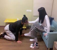 【澜希】学妹的脚下狗 bf22833