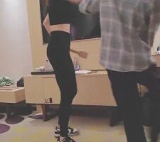 【美娜格格】瑜伽教练惩罚-强迫吃白袜 bf25185