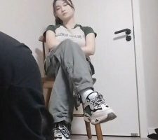 【无所吊谓】胯下辱/运动鞋白袜全体重踩/圣水嘴洗白袜 bf30741