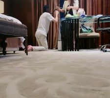 【长沙雪王】狗链遛狗/骑马/黑丝高跟踩虐/喝圣水咀嚼物 bf31937