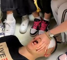 【精神小妹】4S学生主-运动鞋白袜/喂食呕吐 bf33544