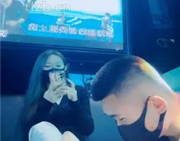 【陈莹斯】KTV开发同学-喝高跟鞋水/人体垃圾桶/人肉脚垫 bf34368