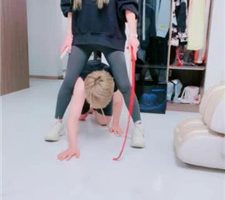 【梦涵】转胯爬行/重度鞭打/掐乳/闻白袜 bf34707