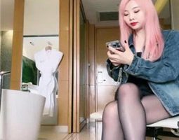 【梦樱】社会小妹虐-耳光抽/喂口水/黑丝脚插嘴 bf35569