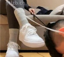 【你的美女祖宗】臣服脚下的狗 bf35860