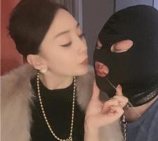 【小月牙】丝袜塞嘴虐乳 bf36571
