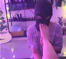 【谢伊女王】原味脚恋足舔/坐脸窒息 JS231216-8