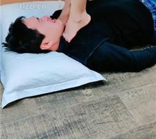 【萌宝儿】拖鞋白袜jio跳踩碾压狗脸 bf37872