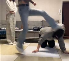 【精神小妹】3S学生主-暴力踢踹发泄专场 bf38076