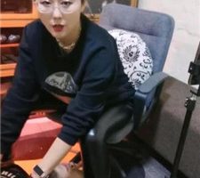 【女王菲主】掐乳/妻主臭脚狠虐绿帽 JS2402014-13