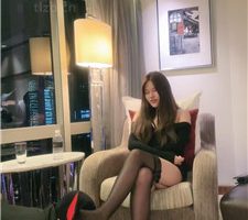 【琪琪大人】白富美S-性感黑丝诱惑 bf38275