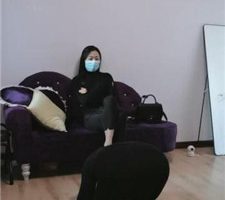 【凌儿女神】鞭打/转胯/碾压踩狗头/手铐反绑/抽耳光/关狗笼 bf38474