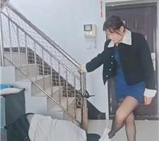【豫安然】圈养犬化-喂食/舔脏鞋/踩狗爪/拉丝口水浓痰 JS240321-2