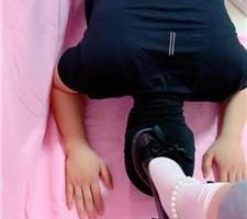 【曼妮老师】跪舔皮鞋白袜/臭脚深喉 JS240408-6