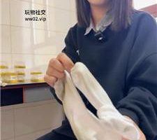 【精神小妹】双S-素人学生主-给狗做中秋月饼 bf44573