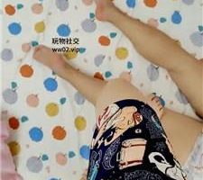 【李老师】裸足踩踏/臭脚狂舔 JS241010-20