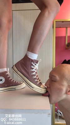 【素人S】美女点点的美味匡威帆布鞋 YC-241121-4