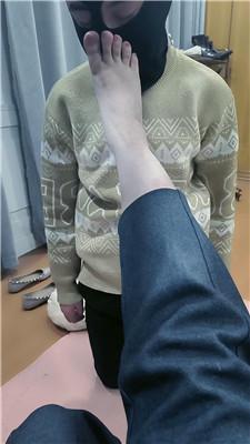 【樊樊大人】酸臭脚恋足舔 JS241209-24