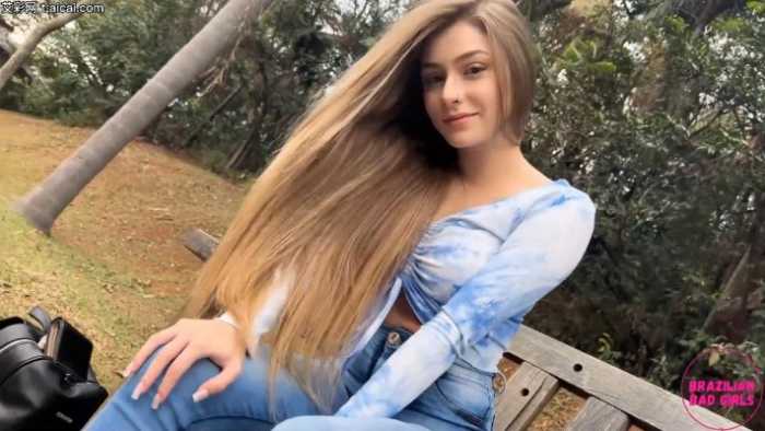 BBG-在公园里给比自己年龄小很多的美女下跪舔脏脚被当擦脚布使用 bf20297