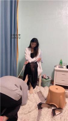 【沐沐大大】肉丝臭脚狂舔/重度虐打惩罚 JS241224-17