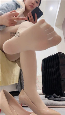 【温茶】贱狗接受主人的足炸吧    250127-32