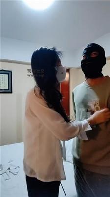 【霸王花】黑丝美腿诱惑脚下奴 bf49791