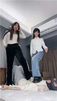 【猴歌】双S-脏鞋全体重踩踏 bf50272