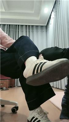 【樊樊大人】原味白袜脚踩虐家奴 JS250215-16