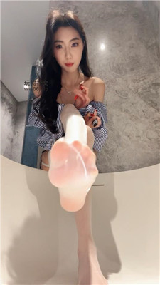【凉子】浴缸羞辱恋臭癖    250215-33