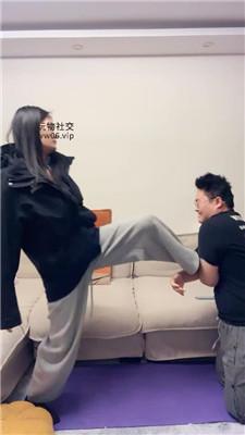 【埋汰】瑜伽女教练的脚下奴【下】 JS250218-8