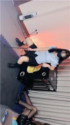 【婉心】双S-囚禁刑箱/鞭打舔脏鞋【双视角版】JS250222-31