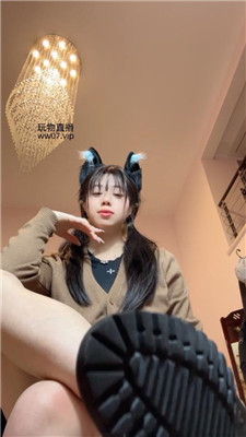 【奶豆包】jk女大放学来玩狗母亲    250226-13