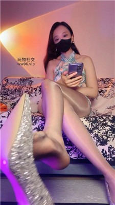 【小妮】旗袍丝袜足臀炸    250320-17