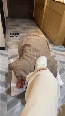 【沐沐】舔小白鞋棉袜-赏赐圣水 JS250331-7