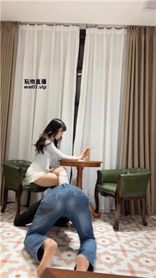 【广东瑶瑶】白富美S-及膝白袜泡圣水强迫喝 bf52233