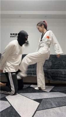 【阿楠】跆拳道女神暴力踢踹 JS250411-30