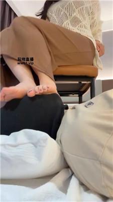 【子熙大人】沉浸式-挑战玉足深喉【双视角版】 JS250412-17