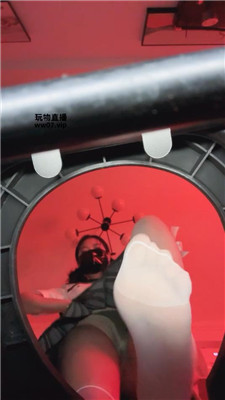 【回眸】灯4脚厕羞辱全家    250426-11