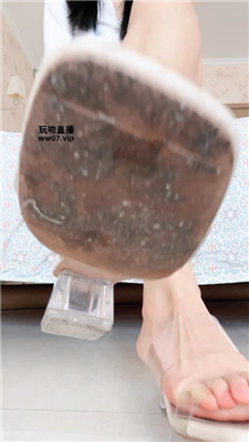 【子衿大大】原始味道攻击鞋刷裸足炸    250430-27